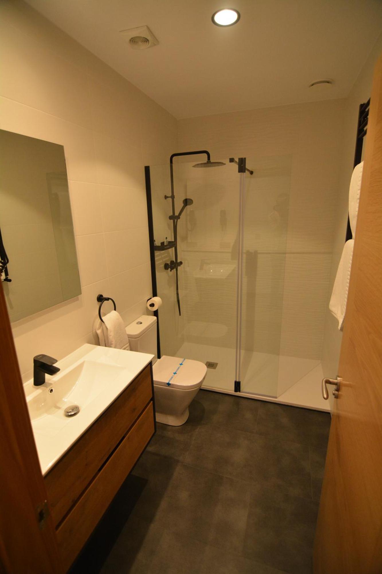 Avín Apartamentos Fuente La Pipa מראה חיצוני תמונה