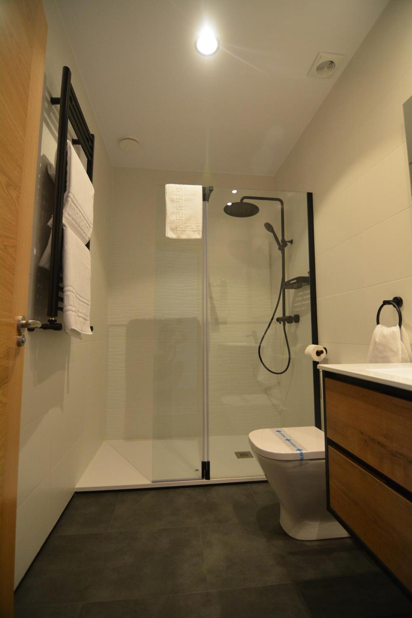 Avín Apartamentos Fuente La Pipa מראה חיצוני תמונה